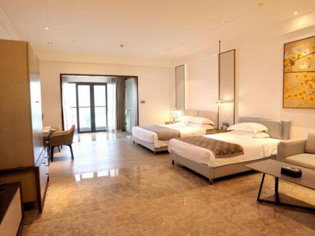 Rock Platinum Sea View Hotel Sanya Exterior photo